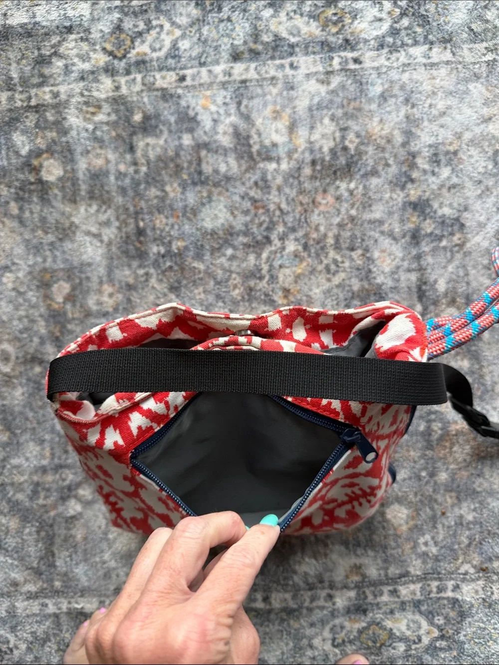 KAVU Red and White Patterned Crossbody Bag - Picture 5 of 5
